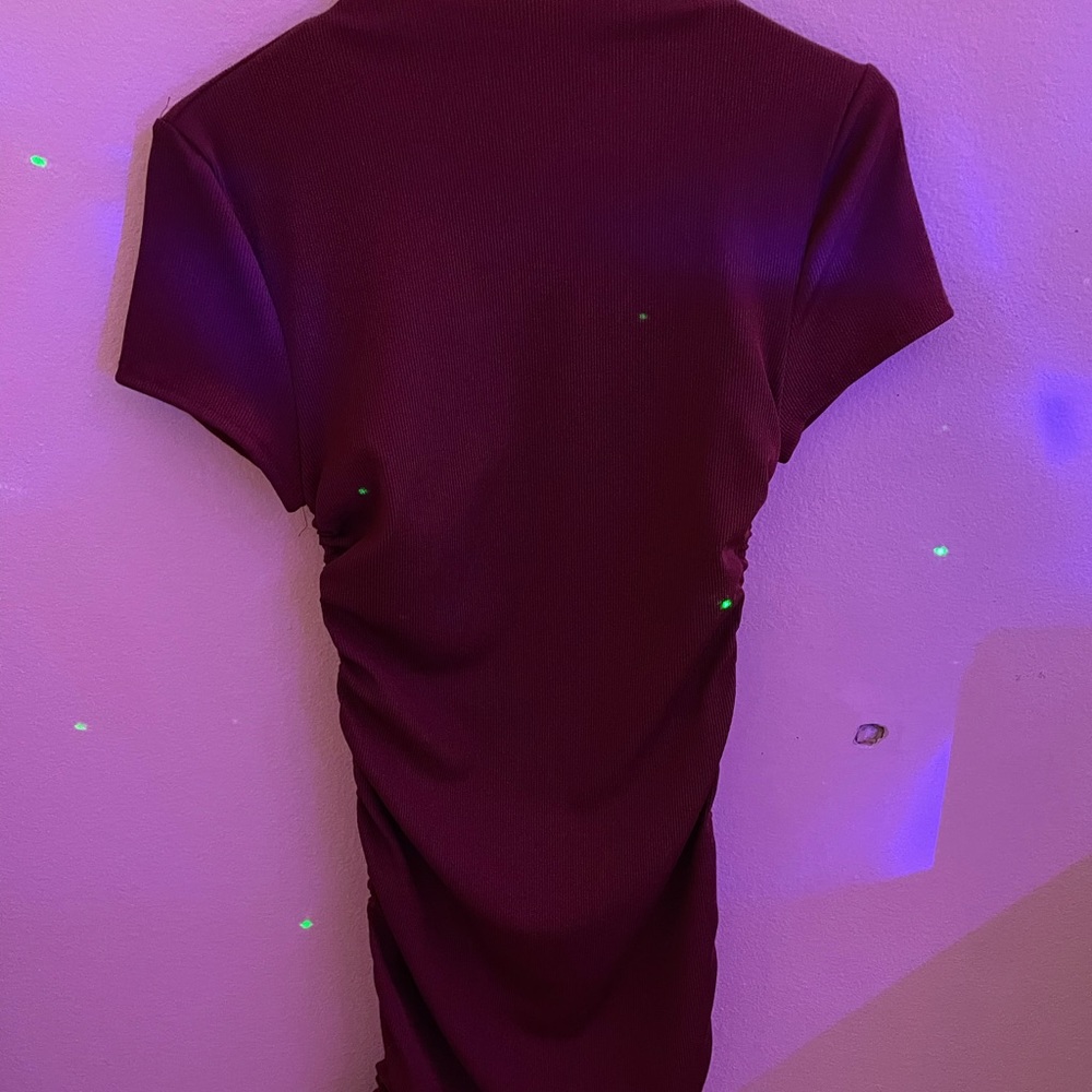 Hi loves! Hope your day is going well. Here is some details on the item above..